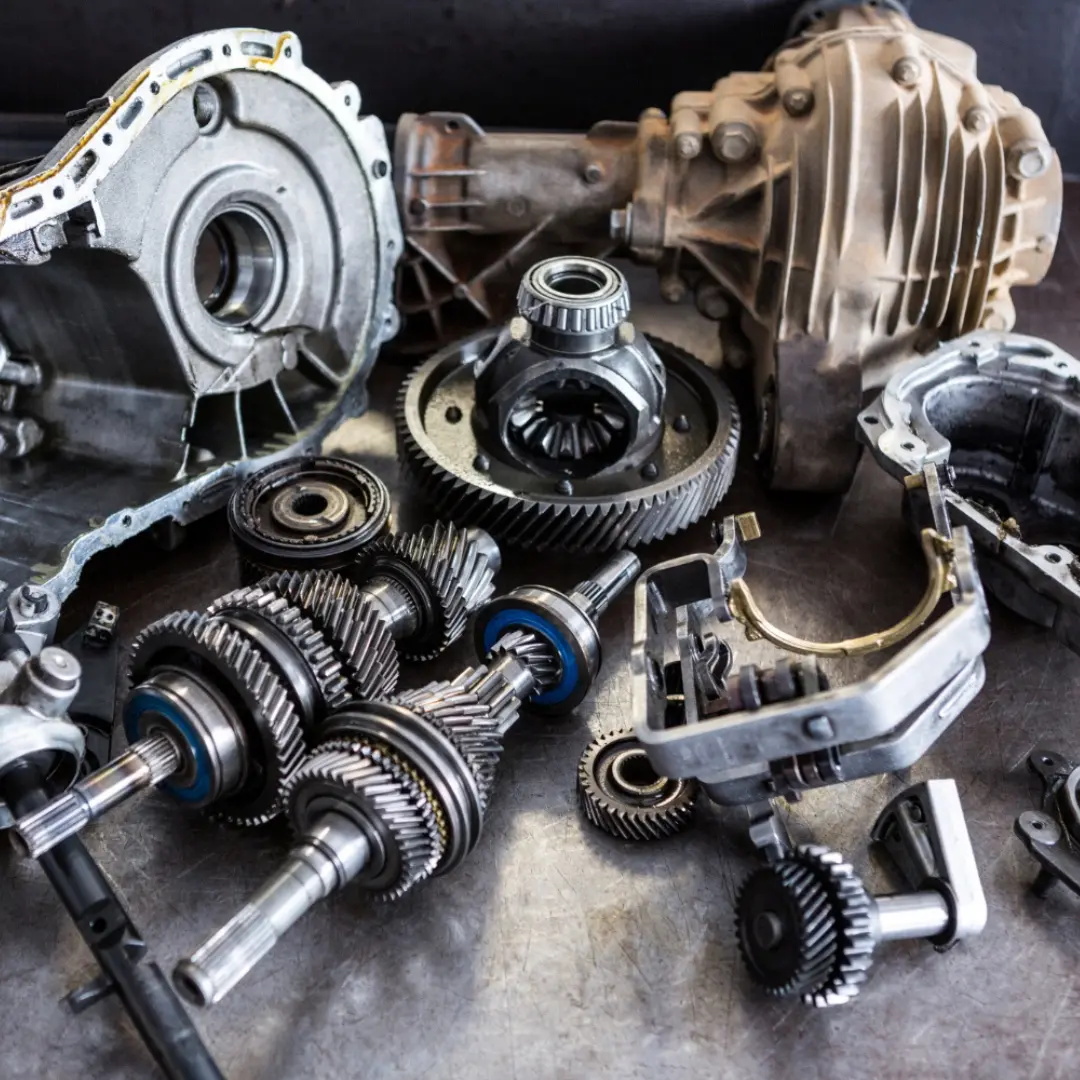 الصناعية القديمة قطع غيار